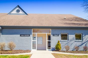 24/7 Laundry facilities